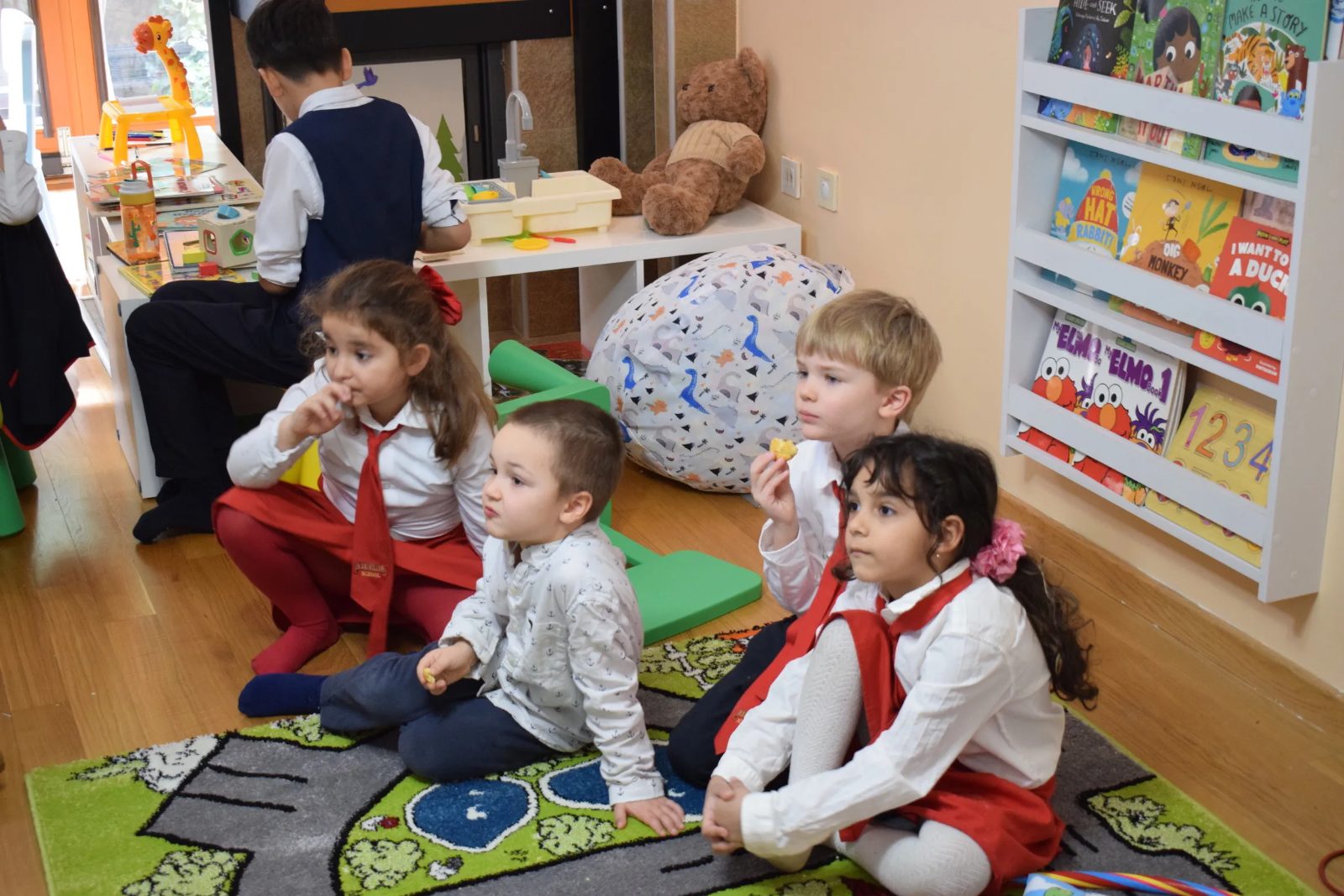 Запознајте ја Софија Ф. Јордановска, личноста која стои зад визијата наречена Максимилијан — фотографија 2